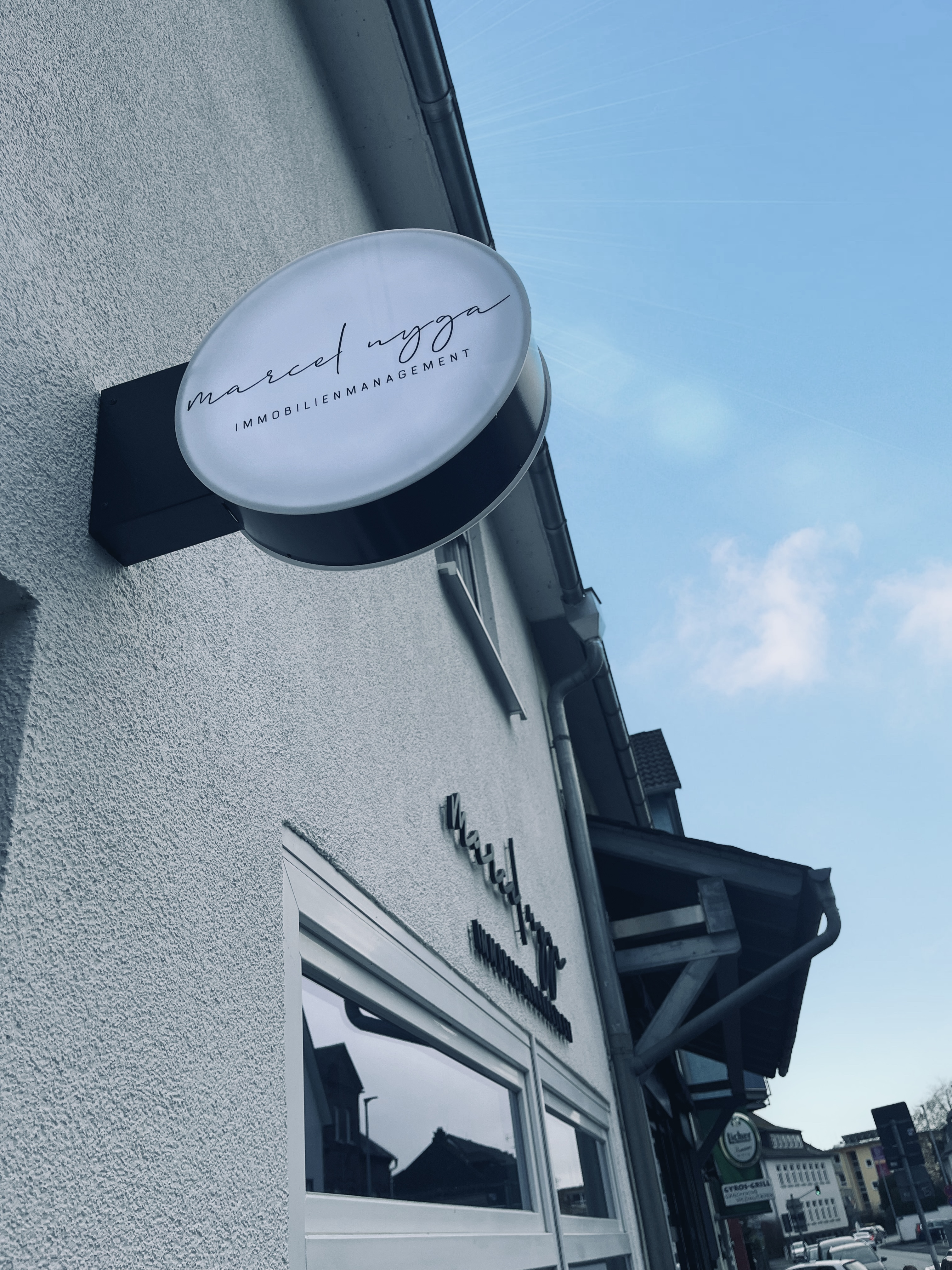 Außenschild Marcel Nyga Immobilienmanagement